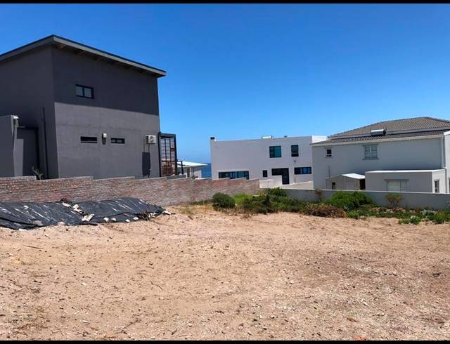 LAND FOR SALE IN PERLEMOENBAAI